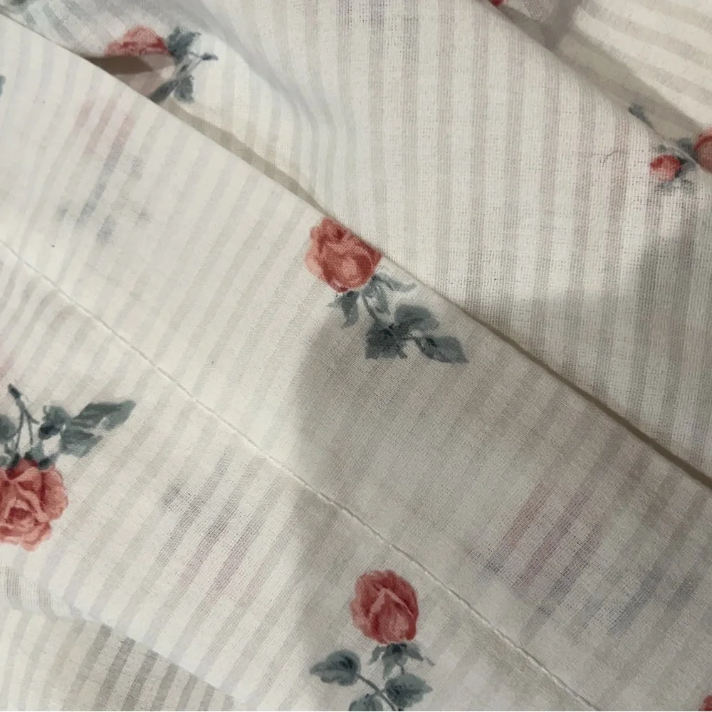 2 Vintage Shabby Chic Flat Sheets